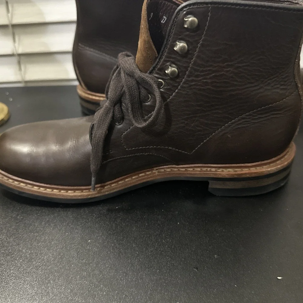 Allen Edmonds Higgins Mill Chromexcel Natural Tan Size 9